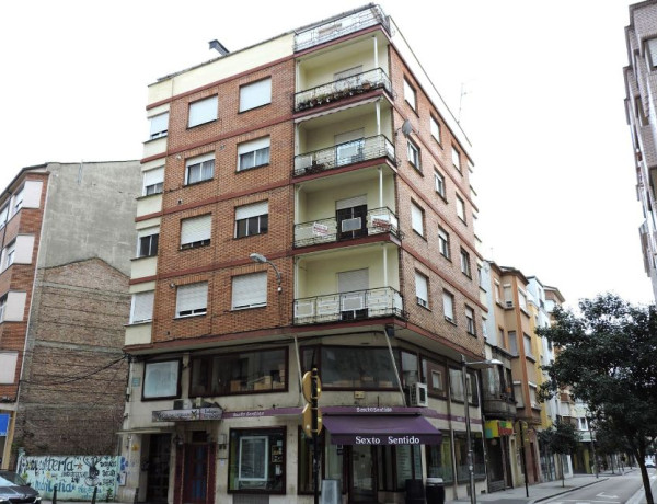 Квартира в аренду в Calle Antolin Lopez Pelaez, 3 , Ponferrada photo 1