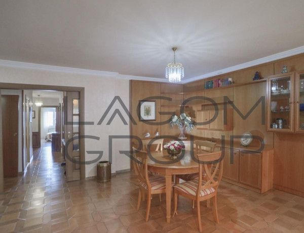 Piso en venta en  Universitat , Lleida photo 2