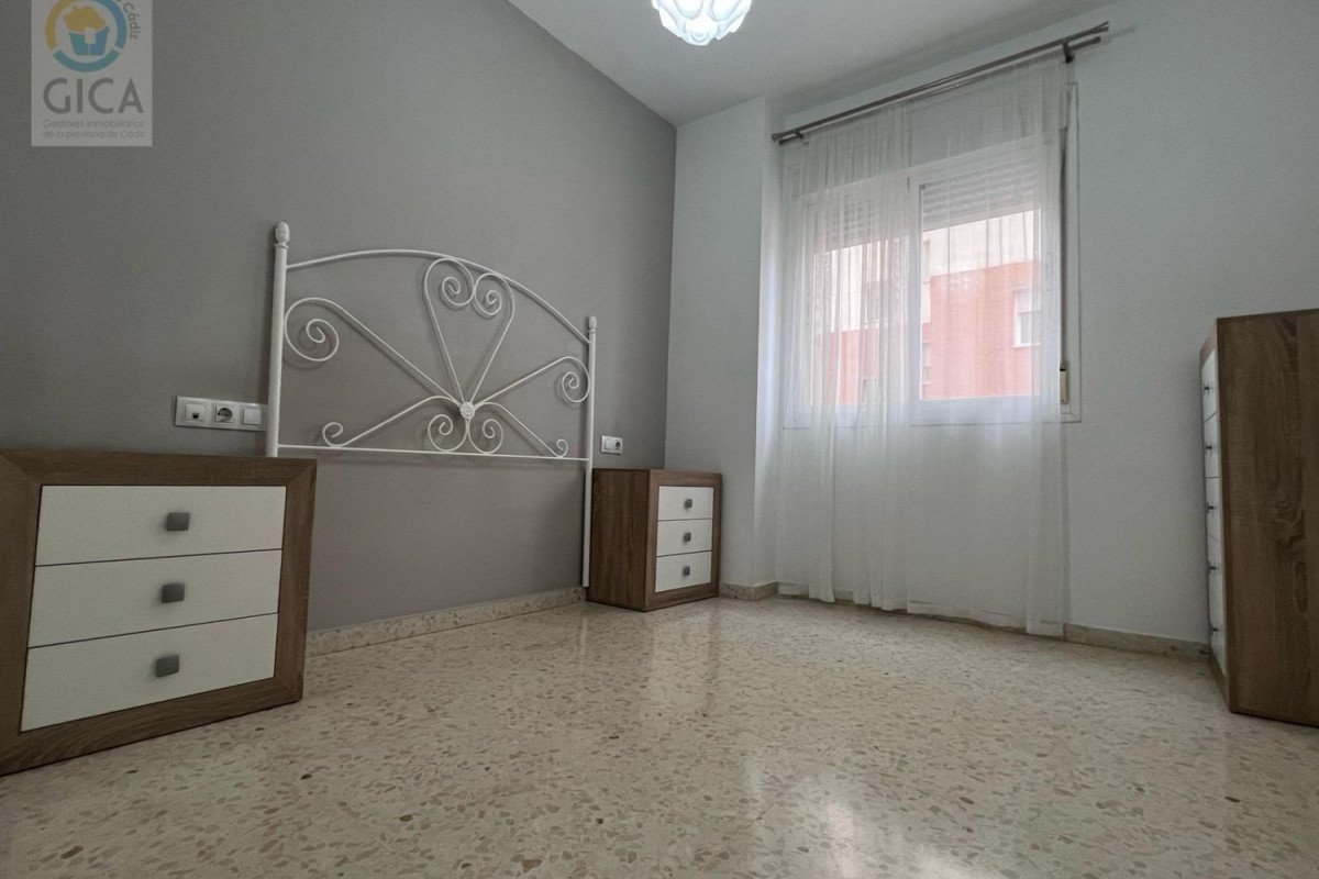 Sale of apartment in The Reconquista - The Expansion, Algeciras
 photo 3