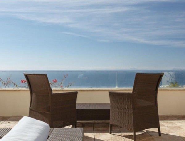 Duplex en venta en , Marbella photo 2