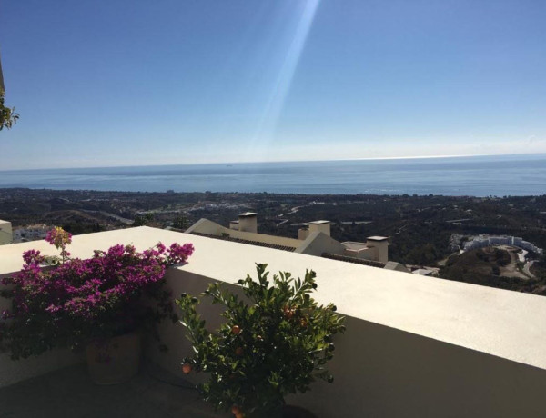 Duplex en venta en , Marbella photo 3