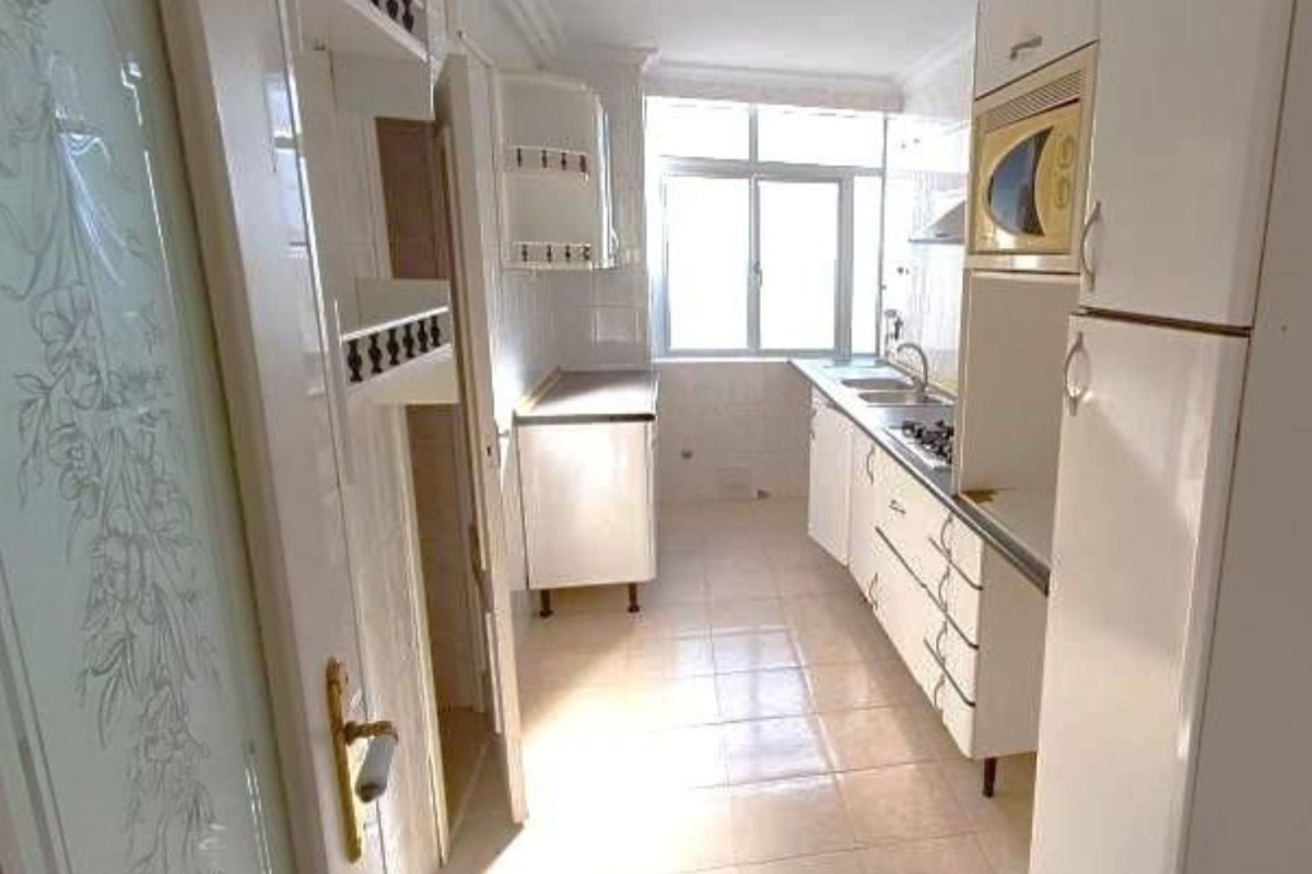 Venta de piso en Calle Herberos, Dos Hermanas
photo 3