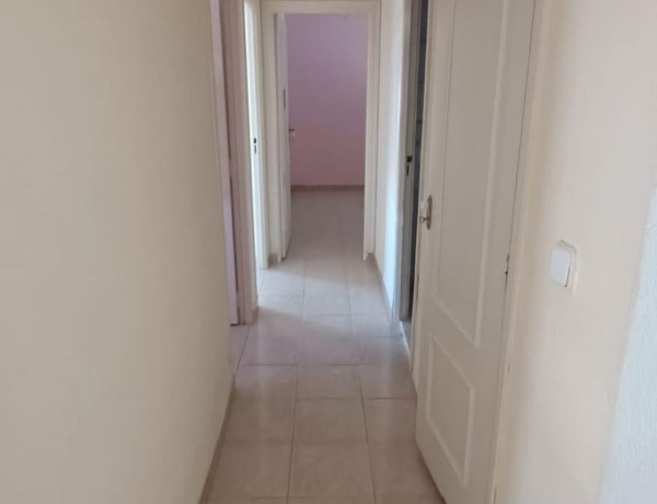 Piso en venta en  Calle Herberos, Dos Hermanas photo 4