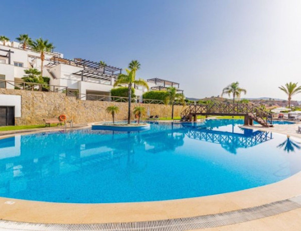 Semi-detached house for sale in  Las Chapas-El Rosario , Marbella photo 3