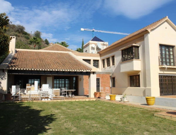 Chalet independiente en venta en La Quinta , Benahavís photo 1
