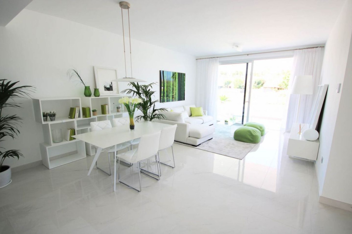 Sprzedaż mieszkania w Benamara - Atalaya, Estepona
photo 3