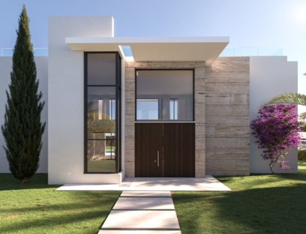 Detached villa for sale in Benamara - Atalaya , Estepona thumbnail 2