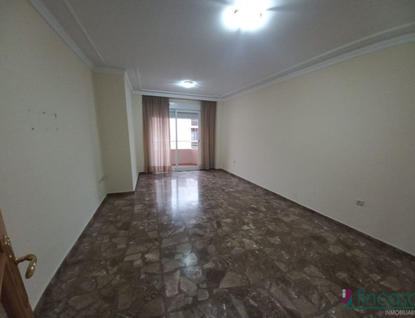 Apartment for sale in Calle Caldereros, Albacete thumbnail 1