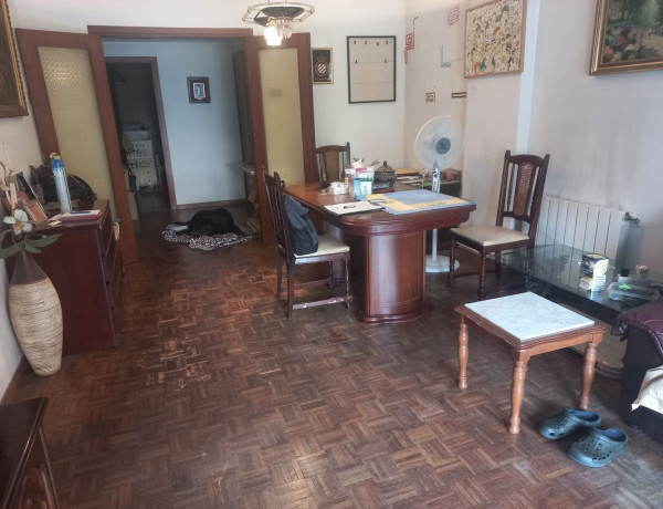 Apartment for sale in Velazquez, Sant Adriá de Besós thumbnail 2