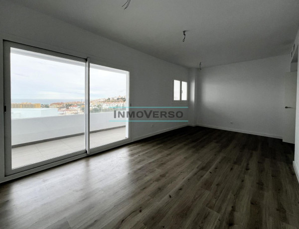Piso en venta en Cotomar - Urbanizaciones , Rincón de la Victoria thumbnail 2