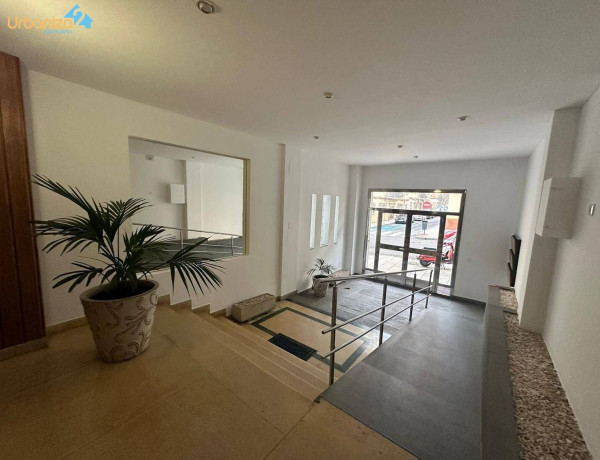 Piso en venta en  Calle Antonio Montero Moreno, Badajoz photo 4