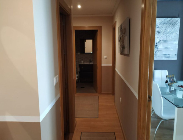 Apartment for sale in Calle Toba, Albacete thumbnail 2