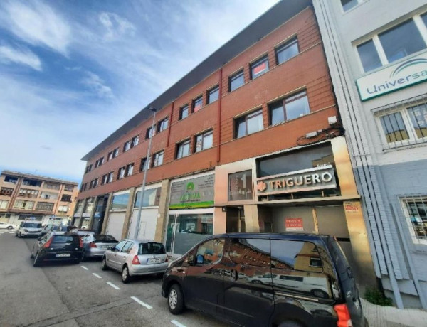 Local en venta en calle Albericia s/n photo 1