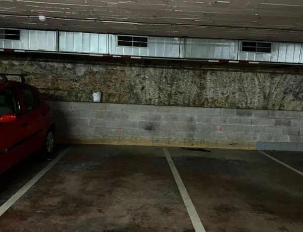 Garaje en venta en Calle de Font i Sagué , Sabadell thumbnail 2