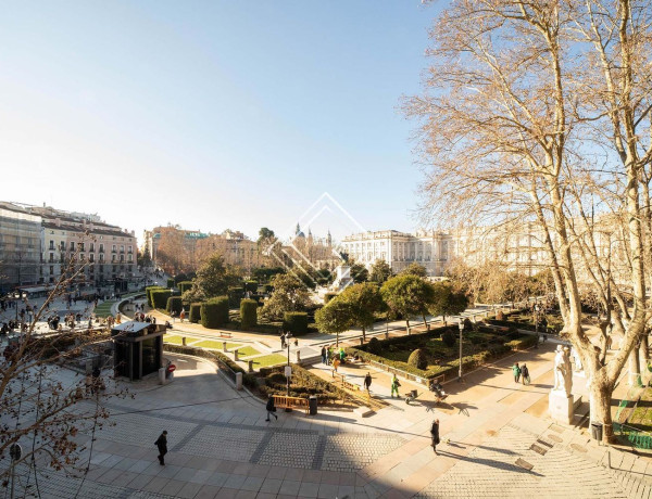 Apartment for sale in Centro , Madrid thumbnail 1