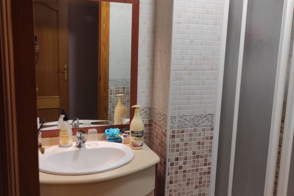 Piso en venta en Claudio coello, Ceuti
photo 5