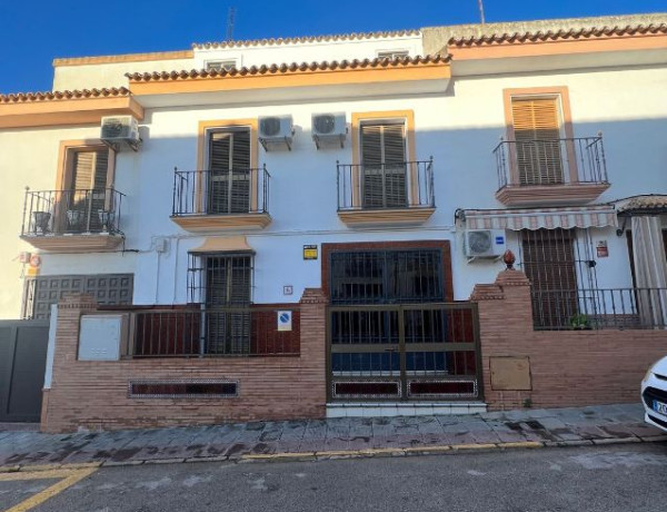 Chalet adosado en venta en , Sanlúcar la Mayor thumbnail 1