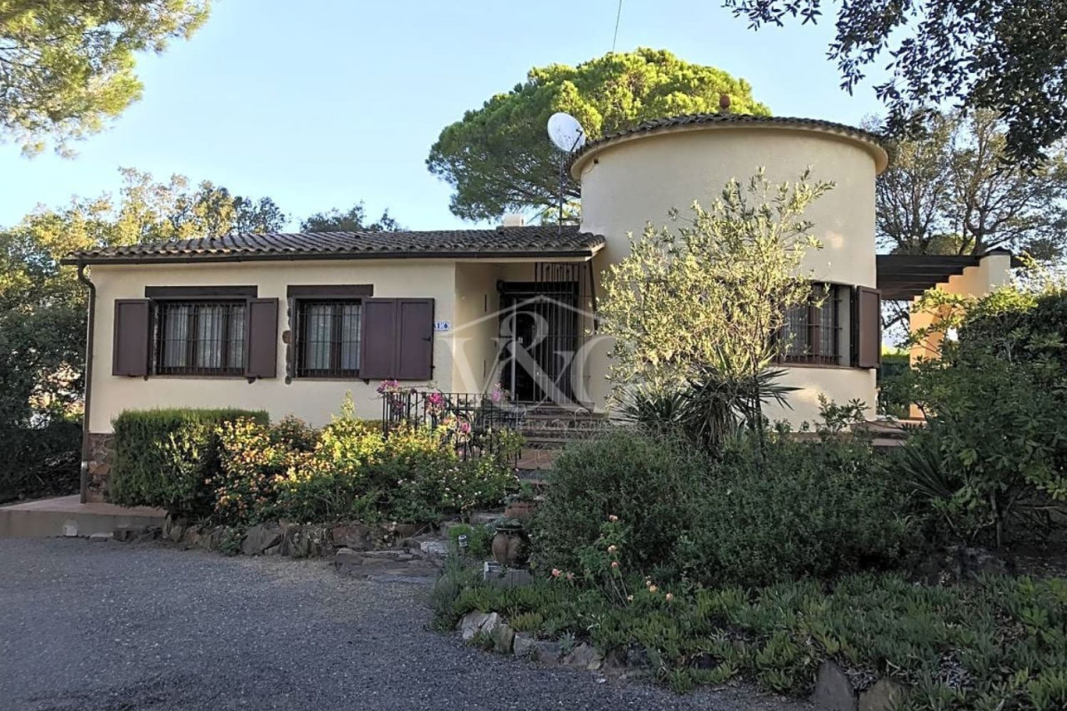 Sale of independent chalet in Calle Mas Pallí, Calonge
 photo 3
