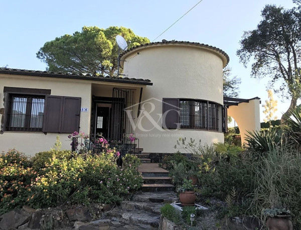 Detached villa for sale in  Calle Mas Pallí, Calonge photo 4