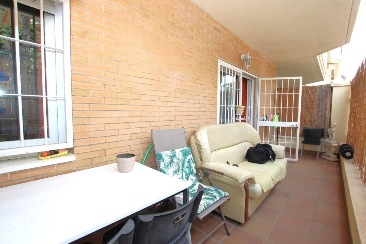 Venta de bajo en Torrequebrada, Benalmádena
photo 1