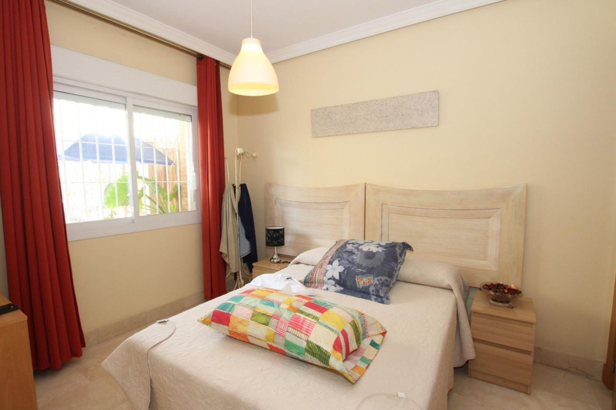 Venta de bajo en Torrequebrada, Benalmádena
photo 3