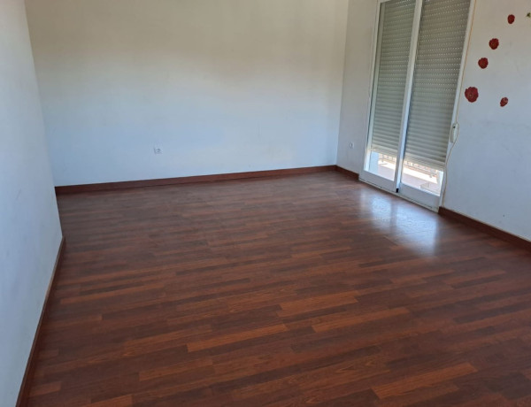 Piso en venta en Calle Fandango, Motril thumbnail 2