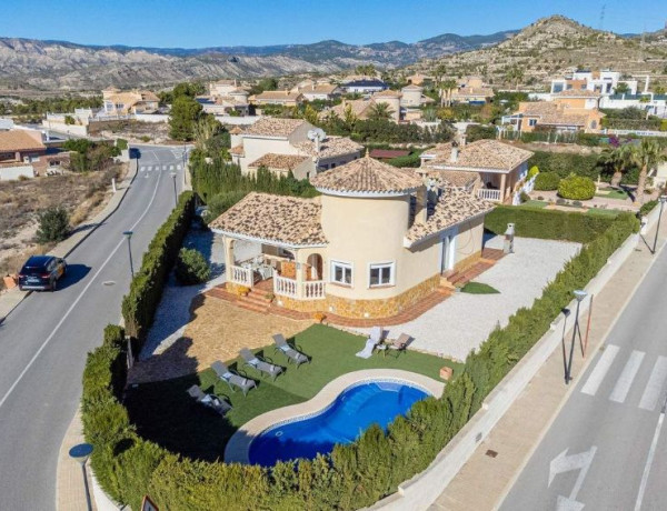 Chalet independiente en venta en , Busot photo 1