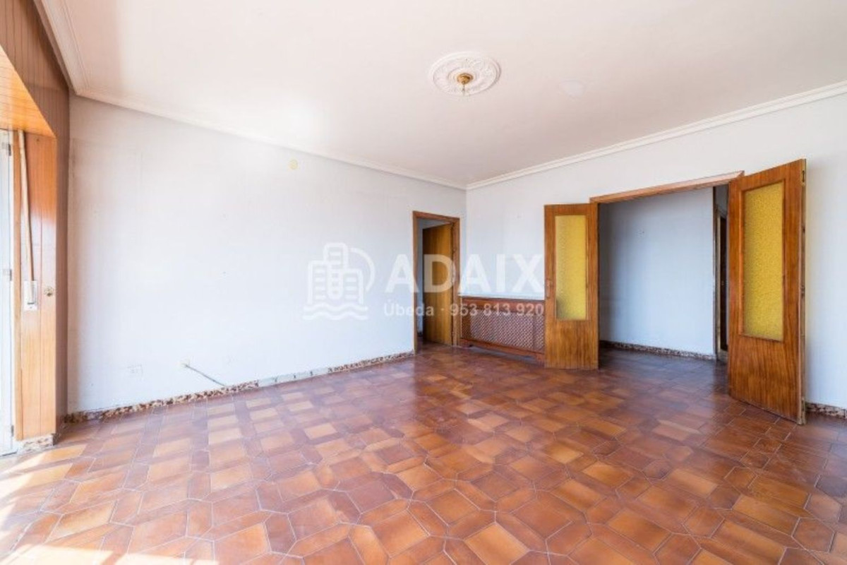 Piso en venta en calle de los Canos s/n, Уэбеда
photo 4