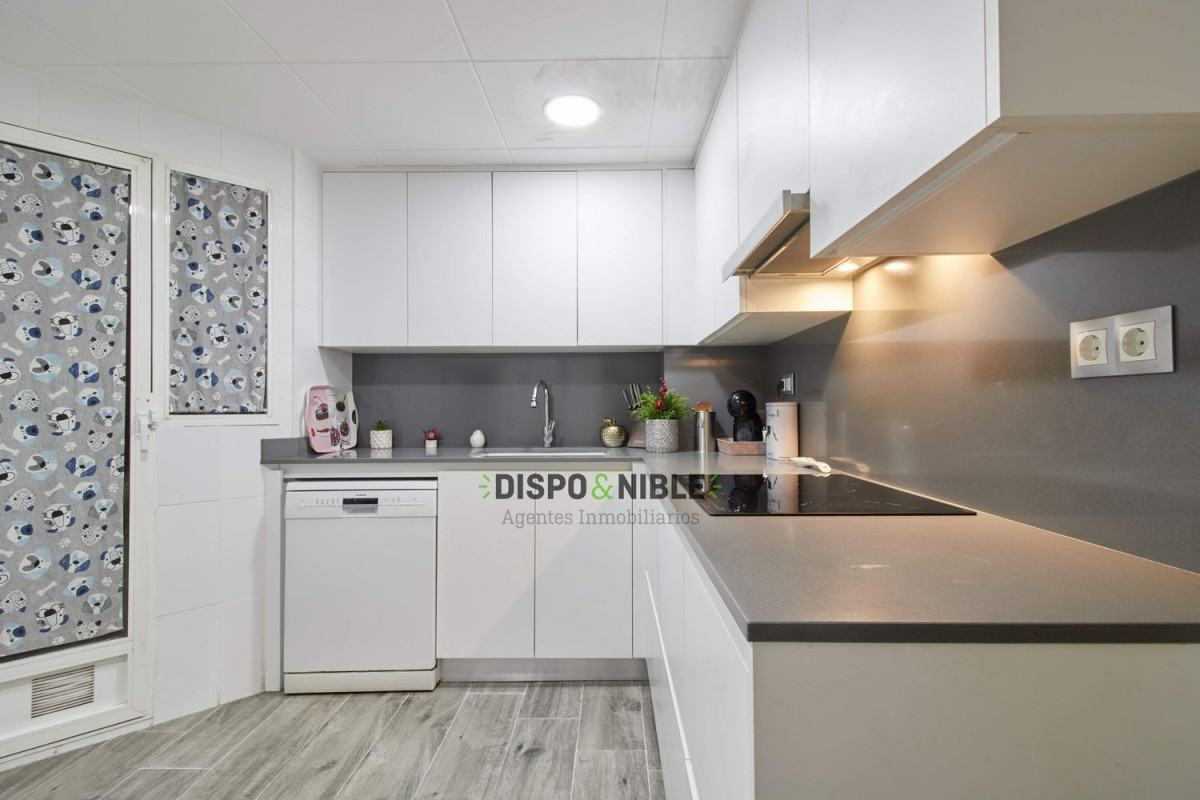 Piso en venta en Benetusser, Бенетуссер
 photo 3