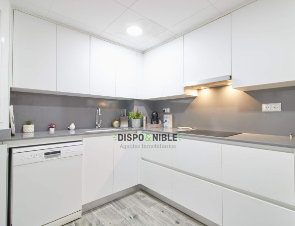 Продажа первого этажа в , Benetusser photo 4