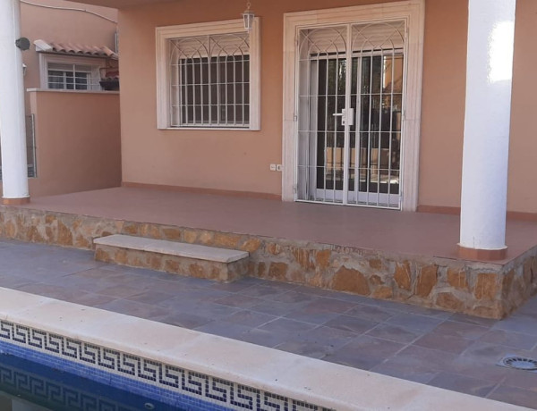 Detached villa for sale in Maravisa , La Pobla de Vallbona photo 1