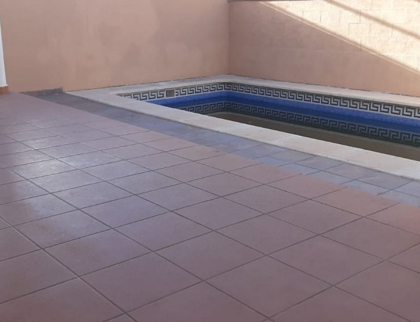 Detached villa for sale in Maravisa , La Pobla de Vallbona thumbnail 2