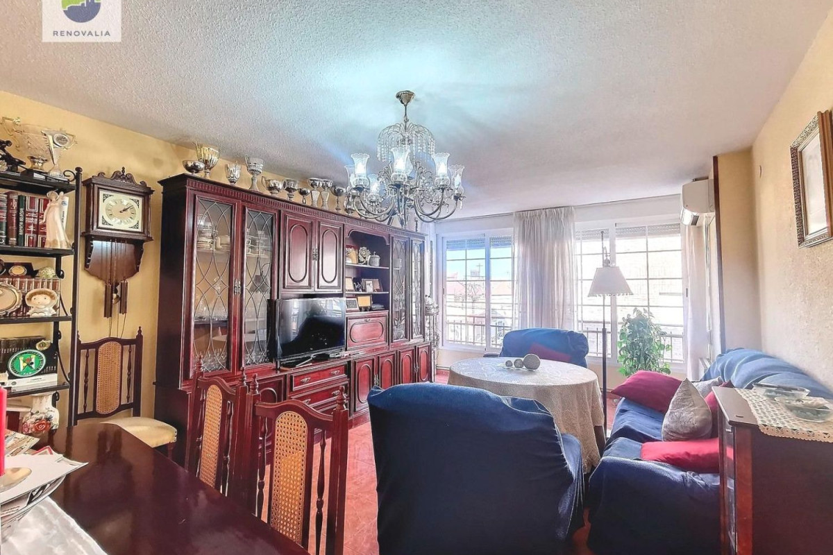 Продажа квартиры на Calle Vizcaya, Армилья
photo 3