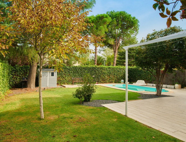 Semi-detached house for sale in  Calle Darío, 13 , Las Rozas de Madrid photo 4