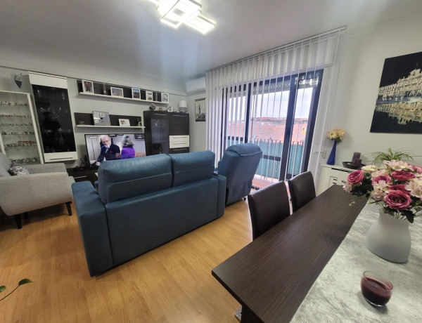 Apartment for sale in La Salle - Vistahermosa , Salamanca thumbnail 1