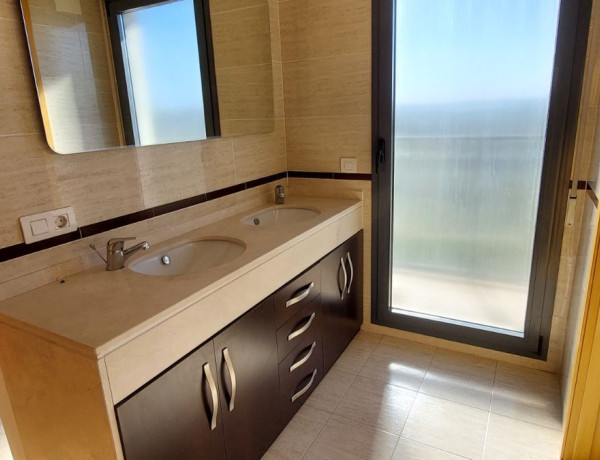 Duplex en venta en FRANCISCO SANSON MORENO, Badajoz photo 4