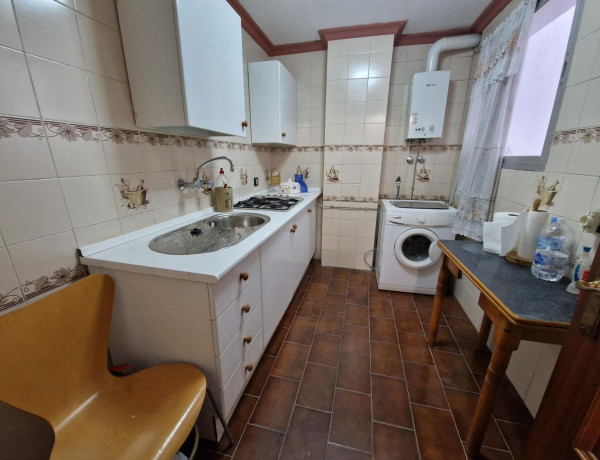 Apartment for sale in Centro , Algeciras photo 1