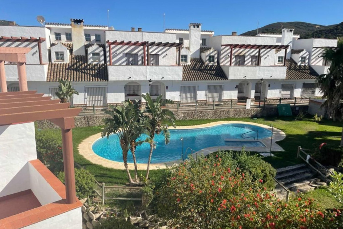 Sale of townhouse in , Benalup photo 2