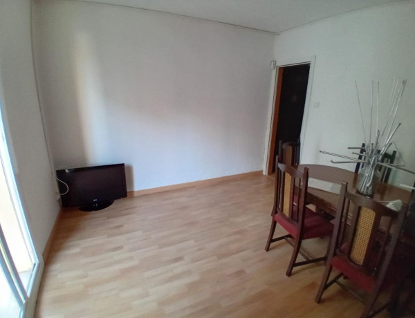 Piso en venta en Centre Històric , Lleida thumbnail 2