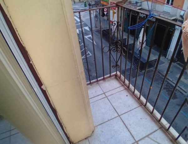 Piso en venta en  Centre Històric , Lleida photo 4