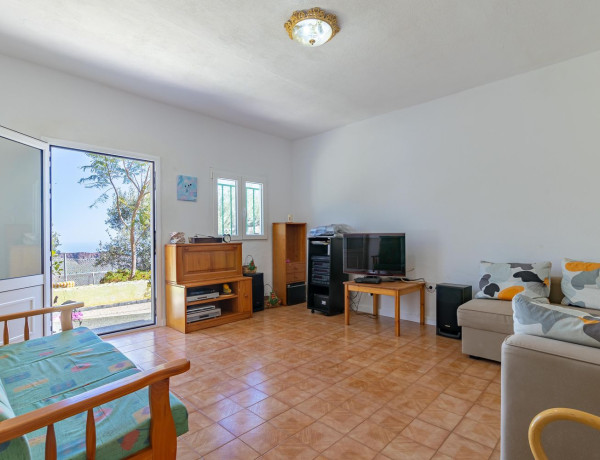 Chalet independiente en venta en Hoya Cho Santo, 54, Agüimes thumbnail 2