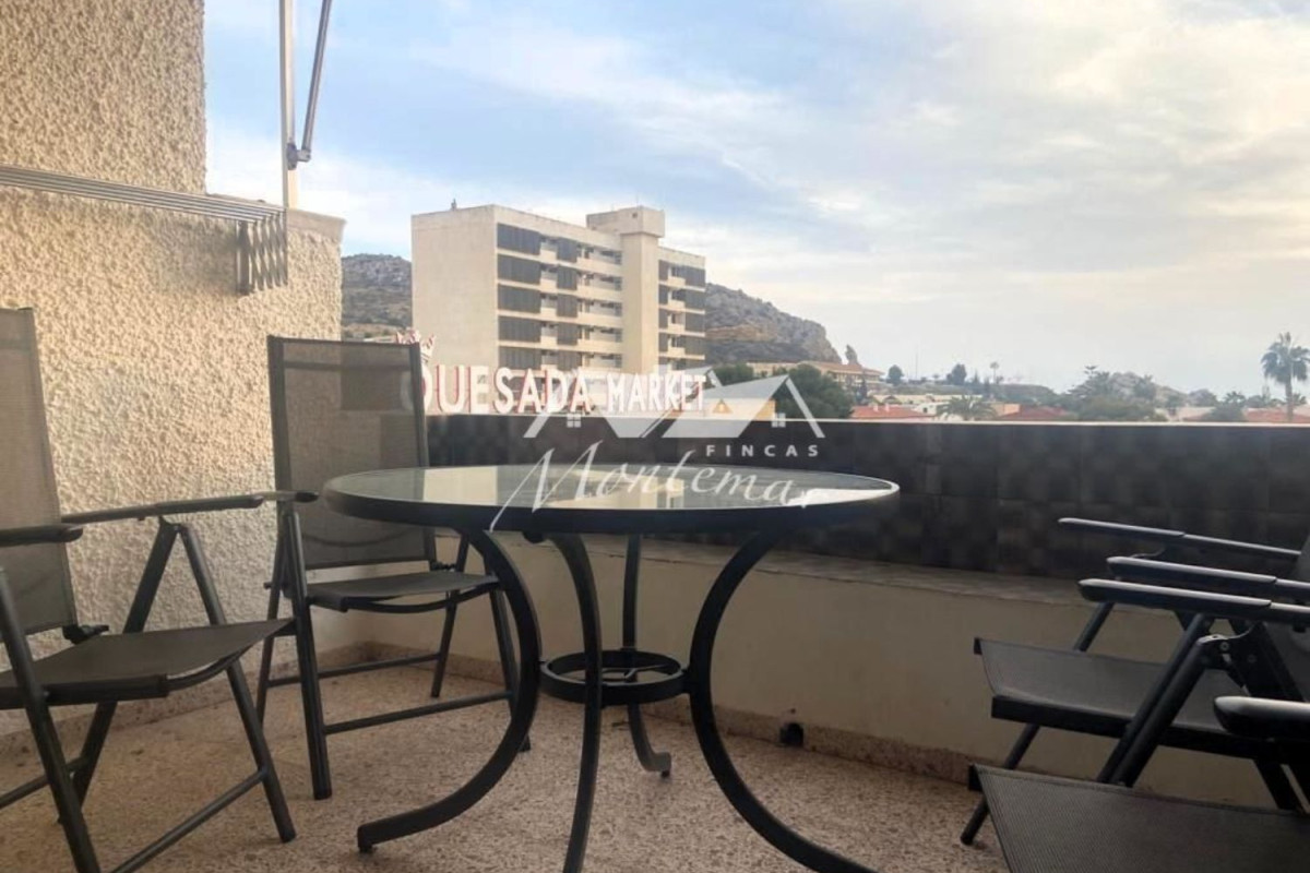 Sale of apartment in Calle de la U, Águilas
photo 2