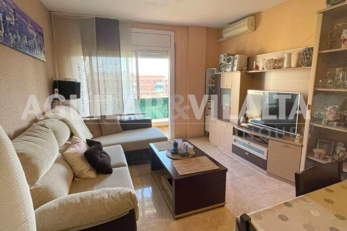 Sale of apartment in Congost - Can Gili - Estació del Nord, Granollers
 photo 3