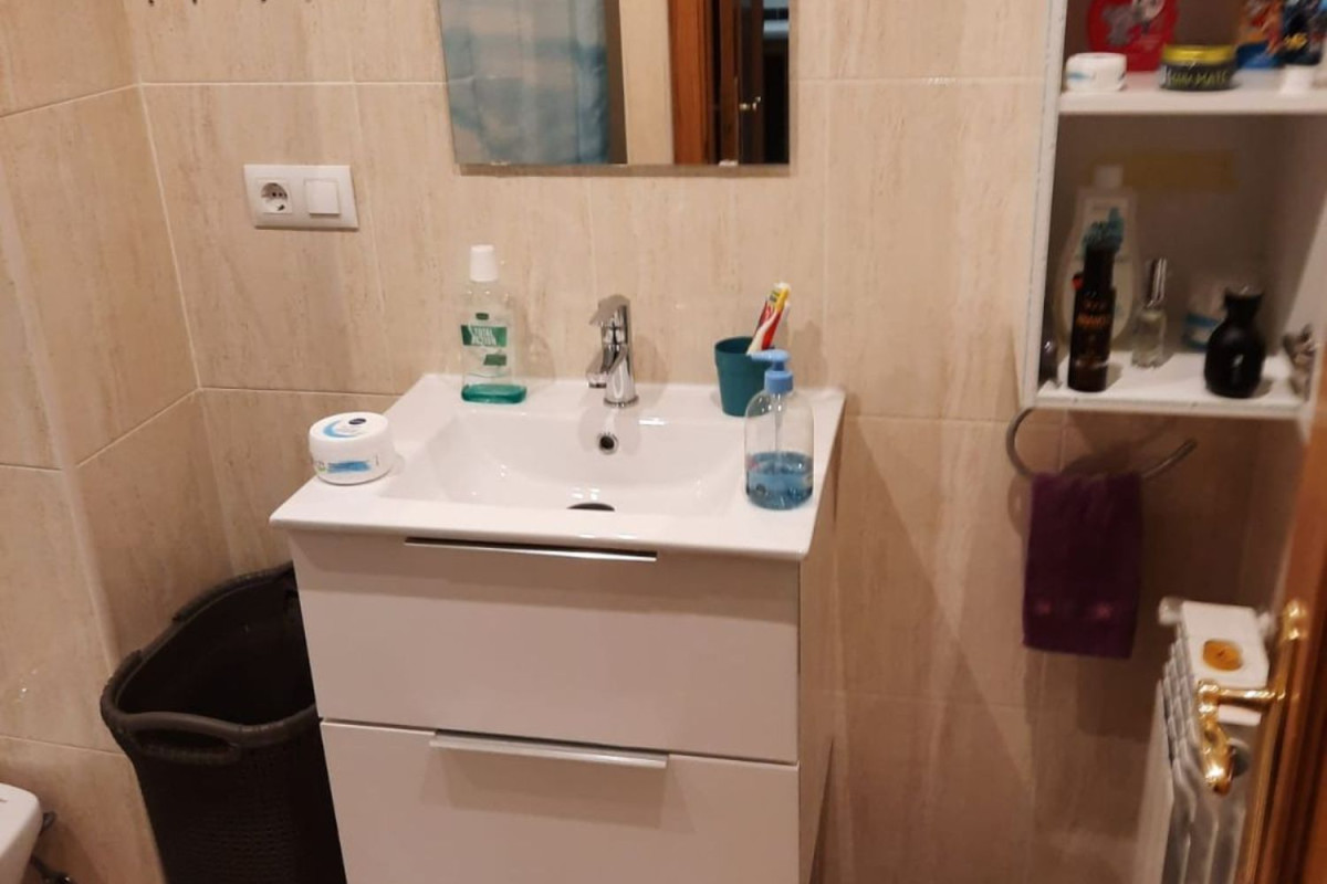 Sale of apartment in Calle Portal de Foronda Kalea, Vitoria-Gasteiz
 photo 5