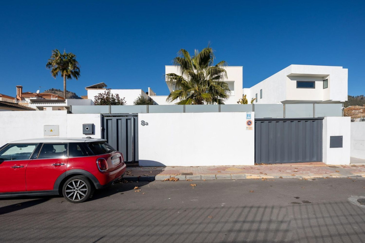 Casa o chalet independiente en venta en Siete Lagunas, Albolote
photo 4