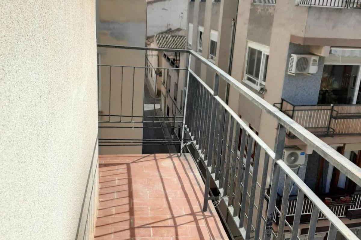 Sale of apartment in Las Cruces, Villena
photo 2