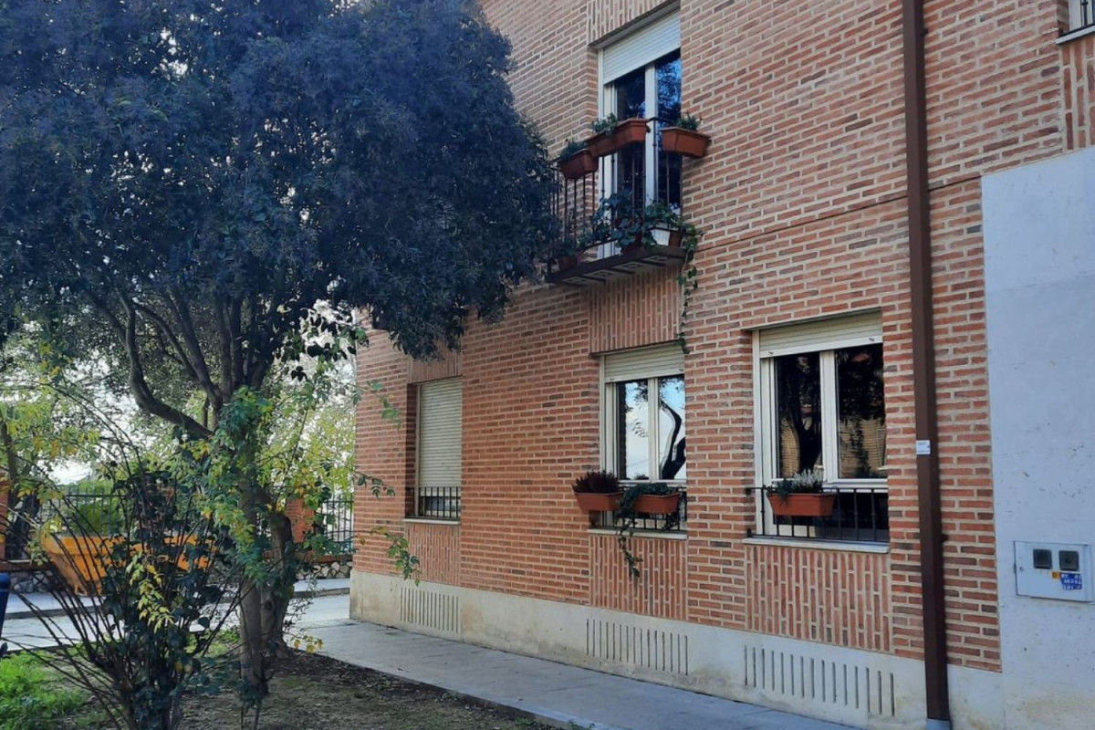 Venta de chalet adosado en , Simancas photo 3