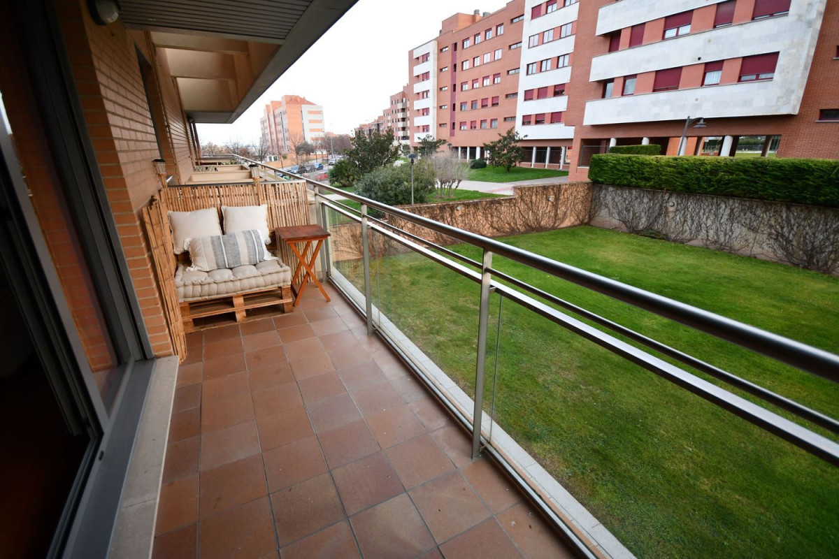 Venta de piso en Calle Joaquín Turina, Logroño
 photo 4
