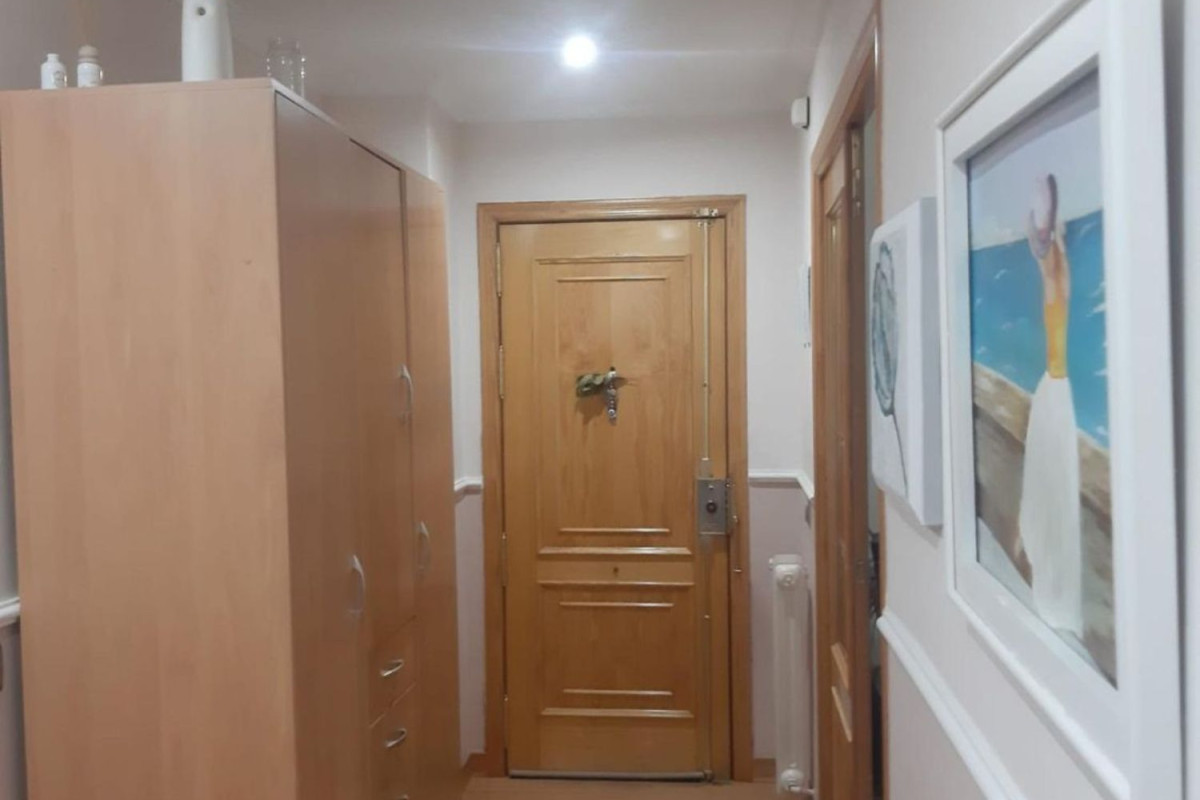 Sale of apartment in Hospital, Albacete
photo 1