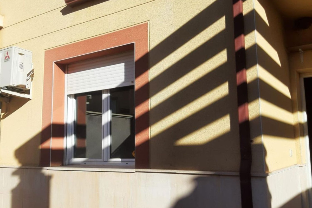 Sale of townhouse in , La Gineta photo 3